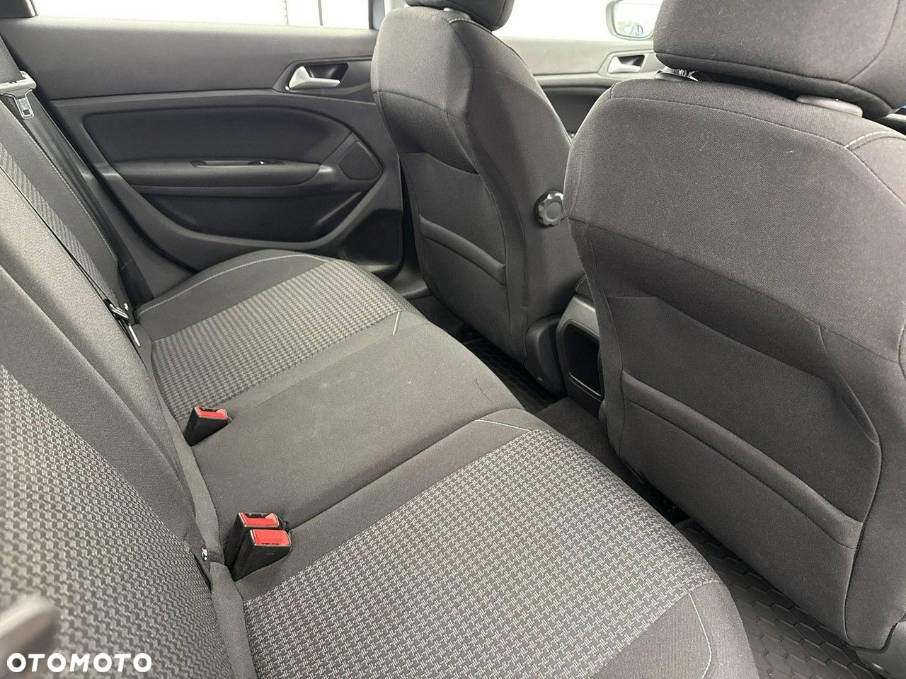 Peugeot 308 1.5 BlueHDi Active S&S - 25