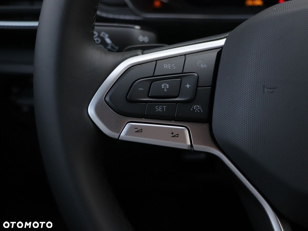 Volkswagen T-Cross - 18