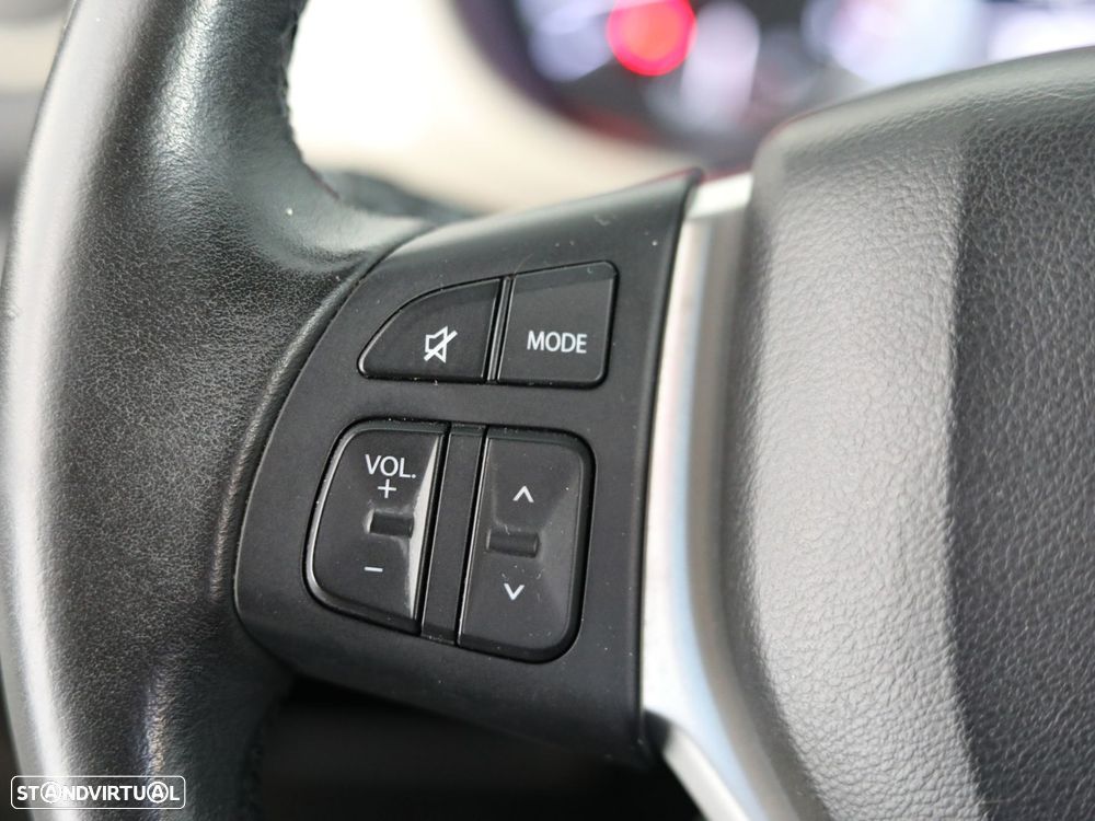 Suzuki Vitara 1.6 VVT GLE - 31