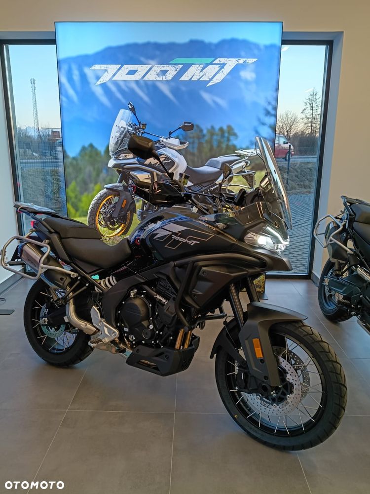CFMoto 700MT - 2