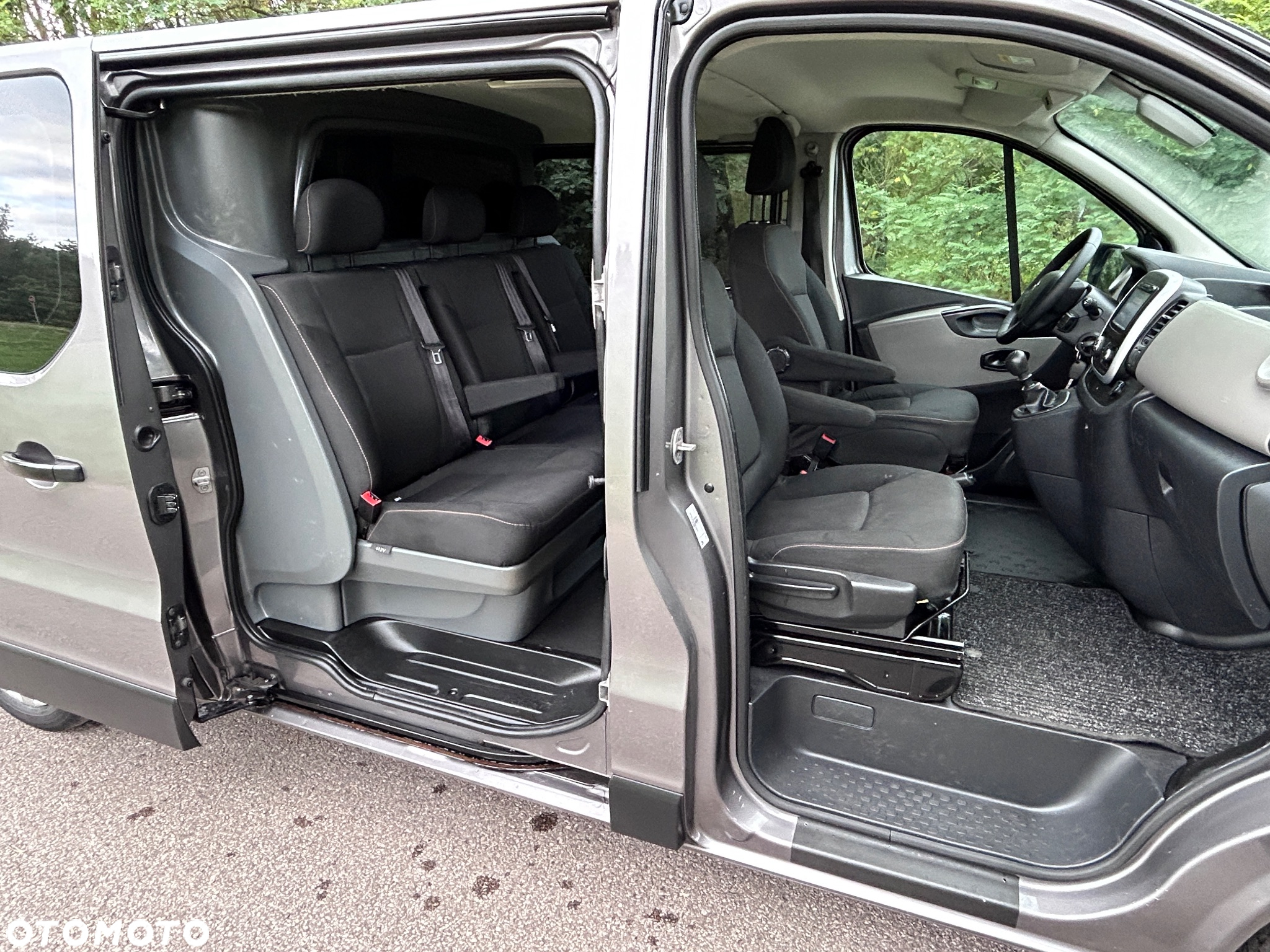 Renault TRAFIC - 11