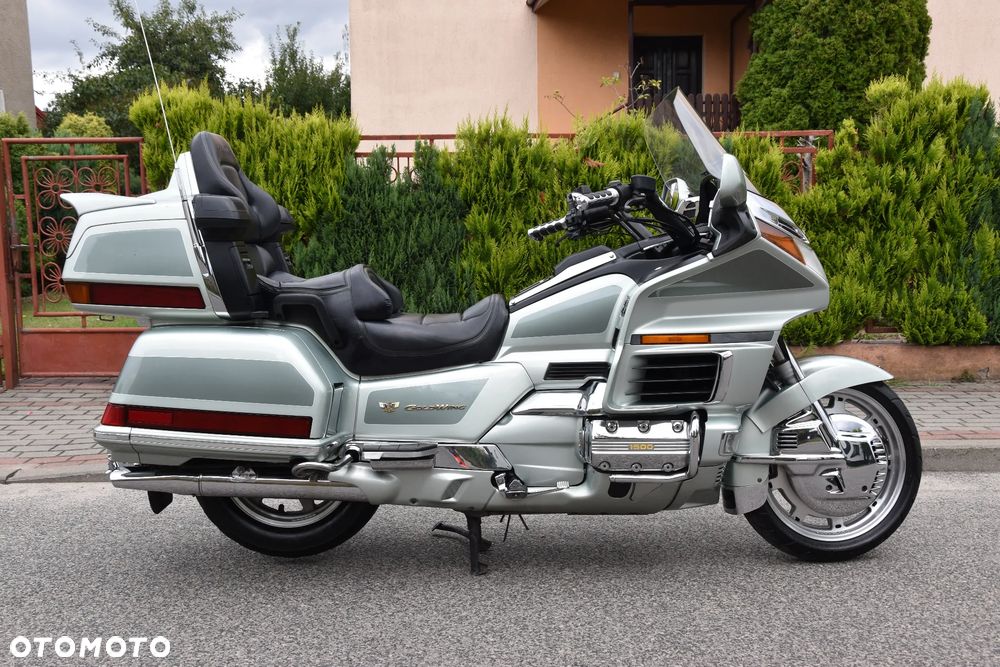 Honda GL - 6