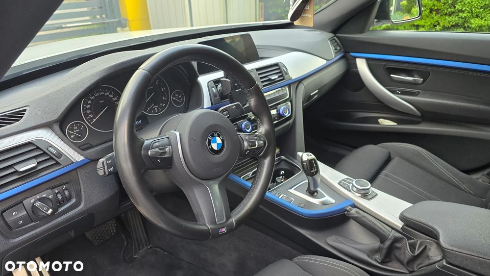 BMW 3GT 318d M Sport - 14