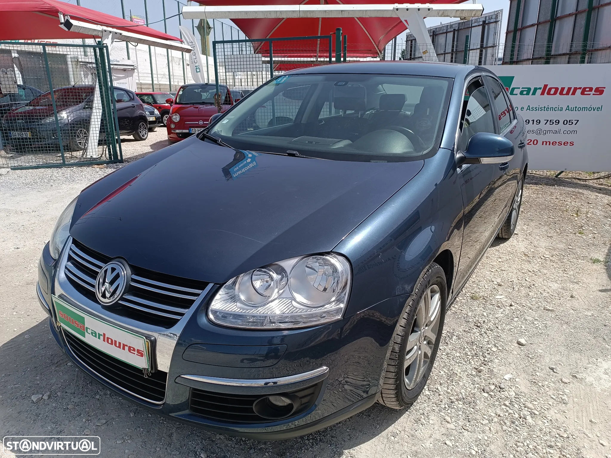 VW Jetta 2.0 TDI Confortline - 2