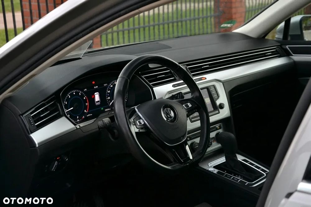 Volkswagen Passat Variant 1.8 TSI BMT Comfortline DSG - 11