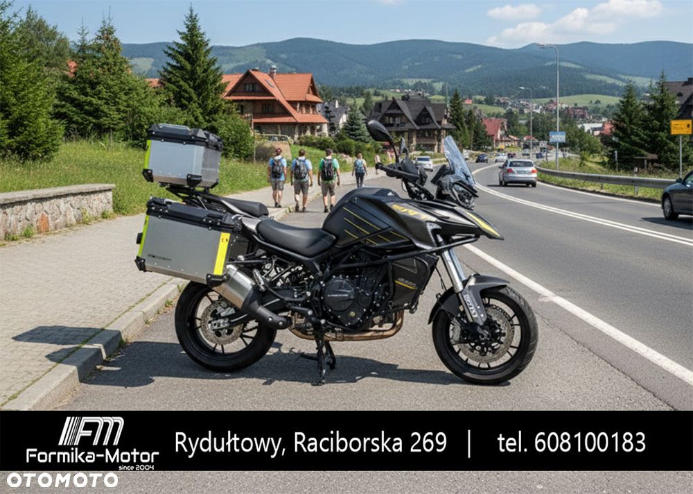 QJMOTOR SRT900S - 2