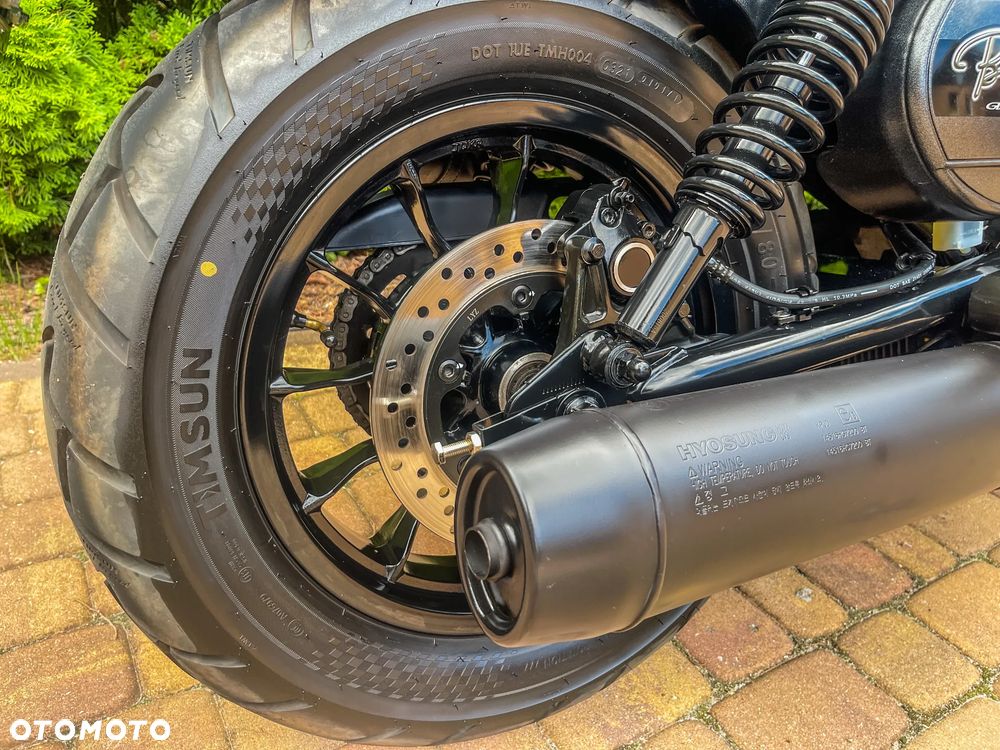 Hyosung GV - 12