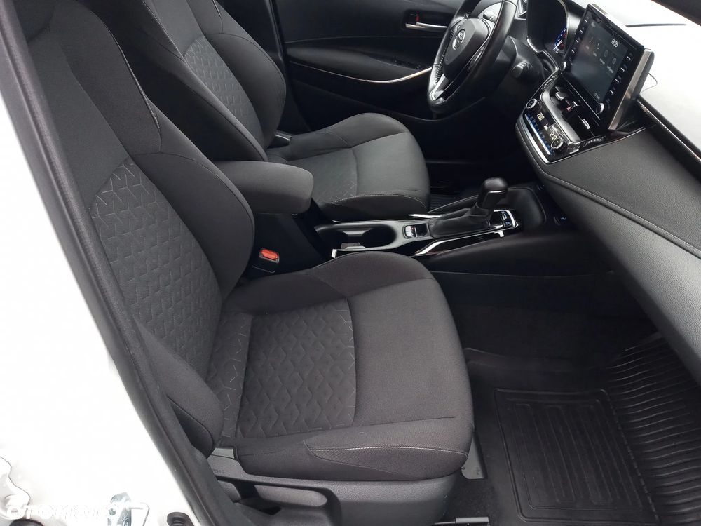 Toyota Corolla 1.8 Hybrid GPF Comfort - 24