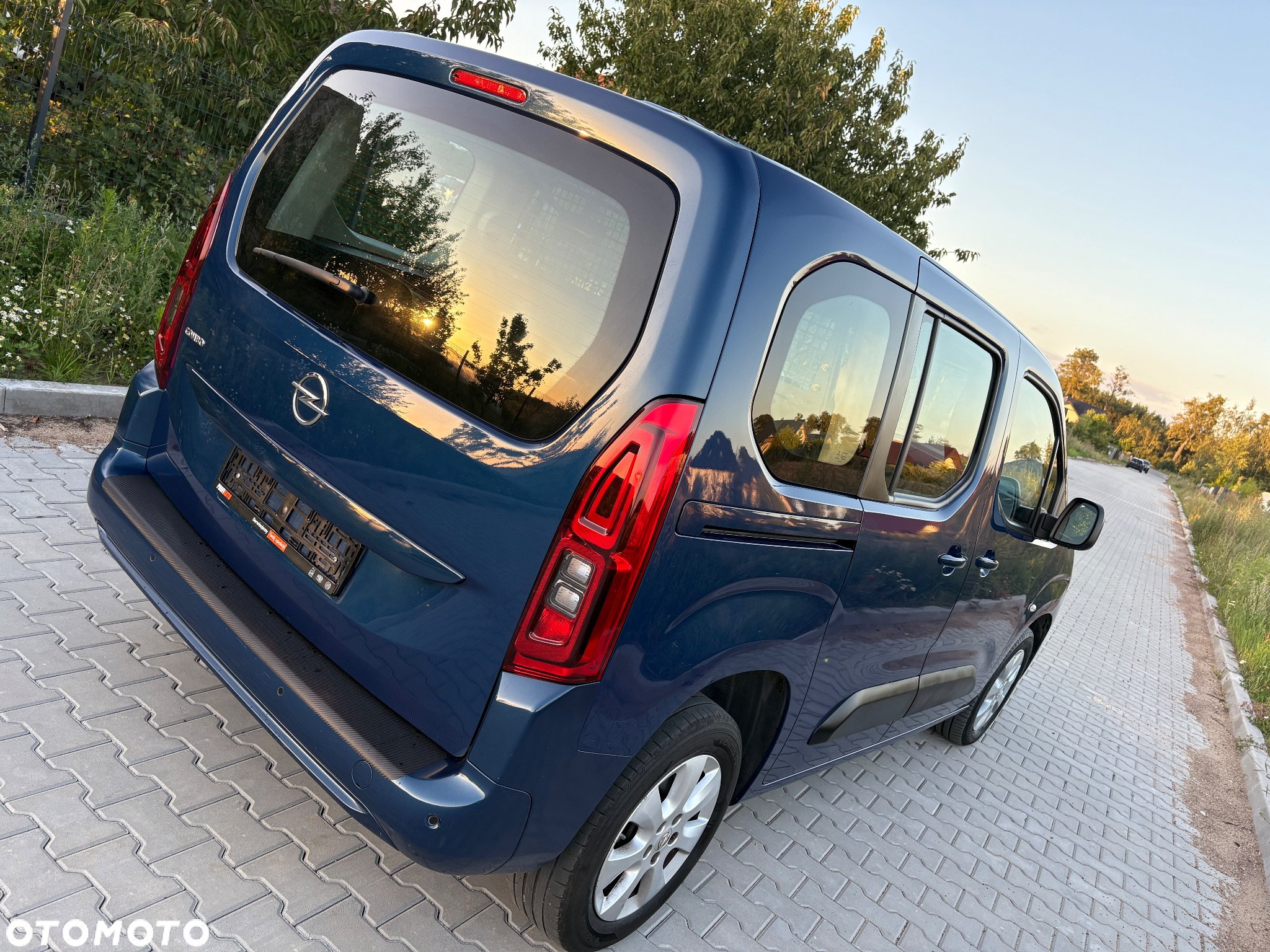 Opel Combo Life 1.5 CDTI Elegance Plus S&S N1 - 28