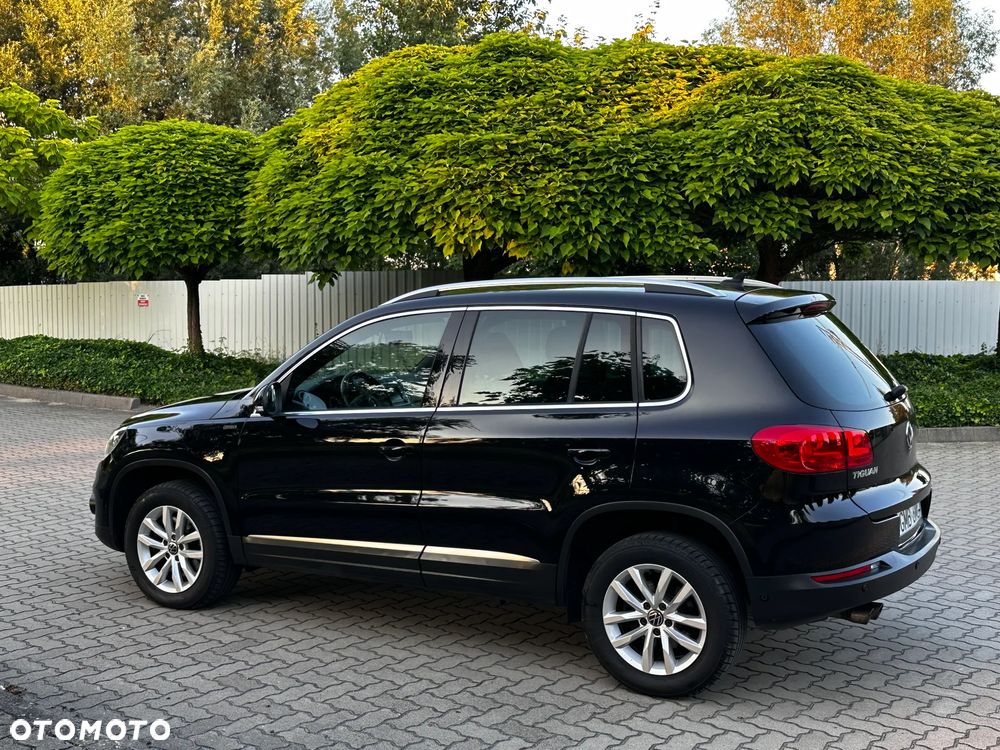 Volkswagen Tiguan - 32