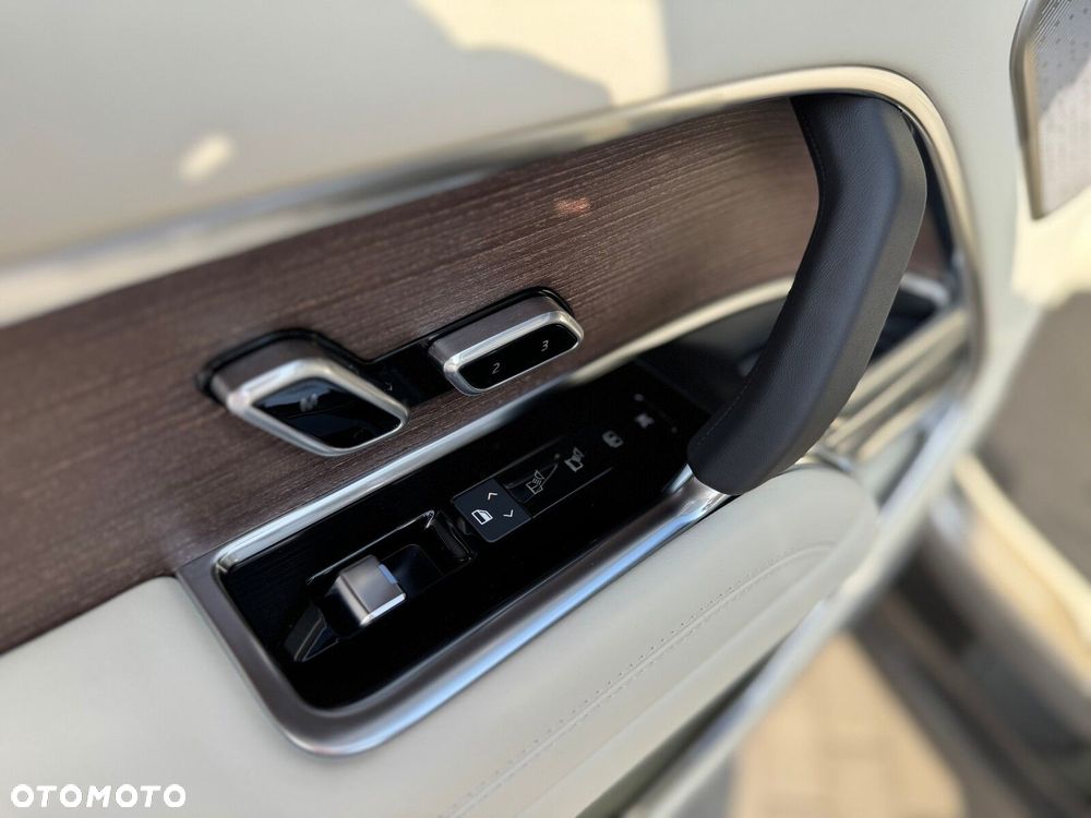 Land Rover Range Rover - 21