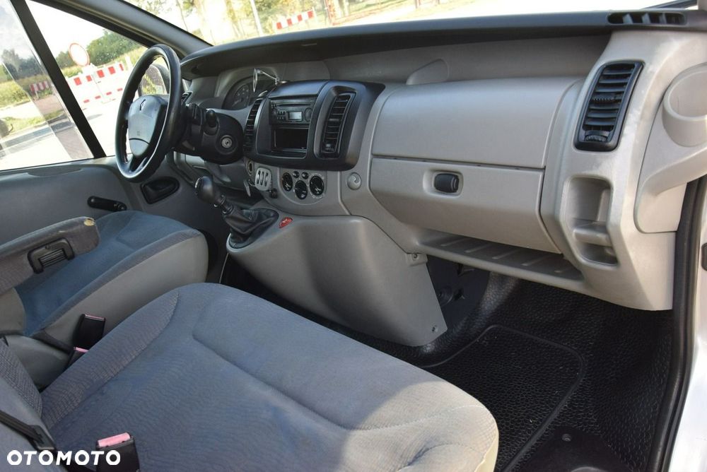 Renault Trafic - 20