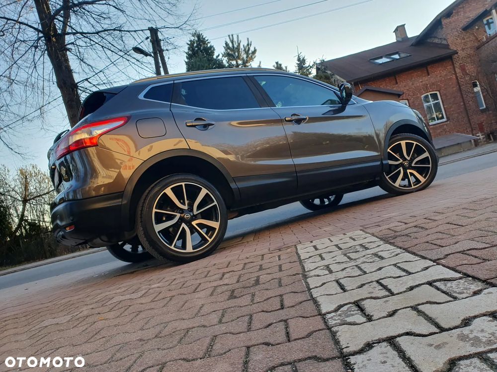 Nissan Qashqai 1.6 DIG-T Tekna+ - 25