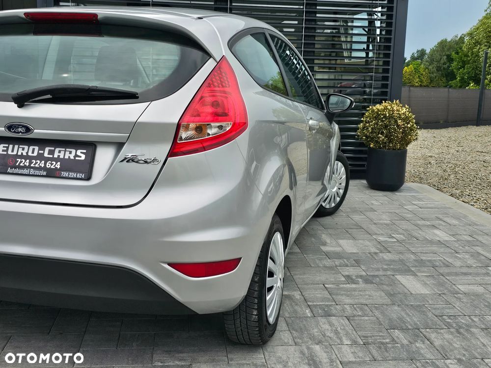 Ford Fiesta 1.25 Trend - 27