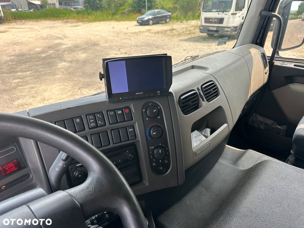 Renault Premium - 7