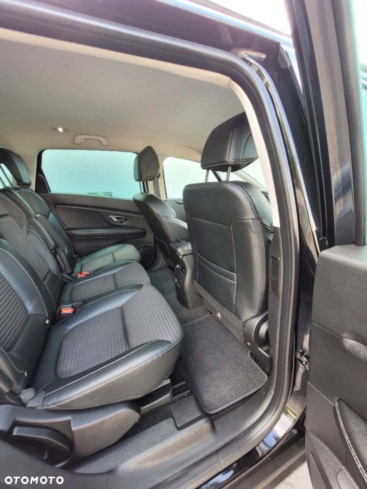 Renault Scenic - 18