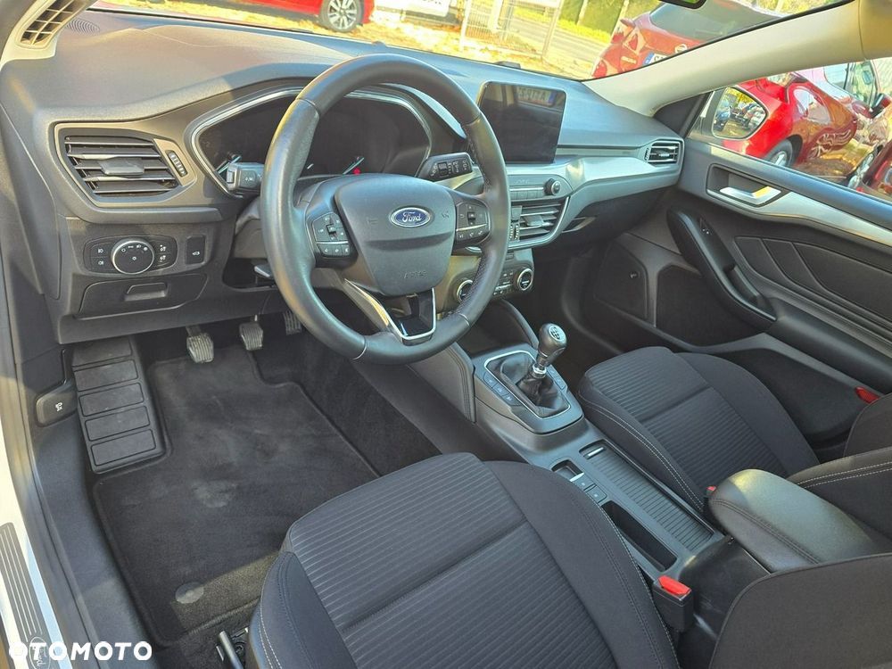 Ford Focus 1.0 EcoBoost STart-Stopp-System TITANIUM - 7