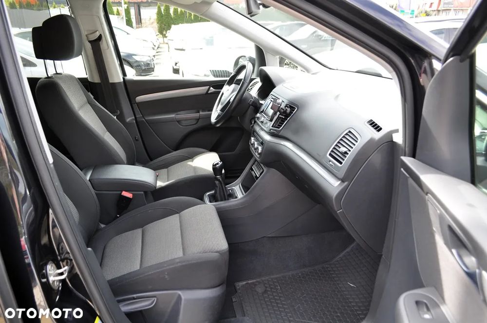 Volkswagen Sharan 2.0 TDI Comfortline - 34