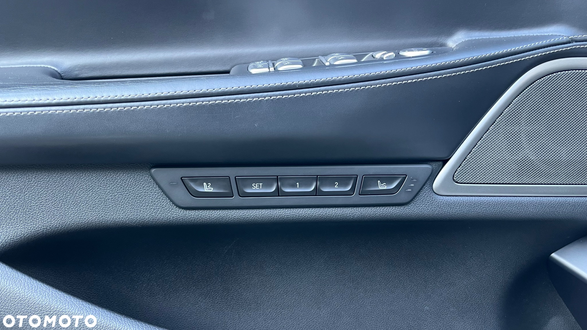 BMW Seria 7 740Ld xDrive sport - 23