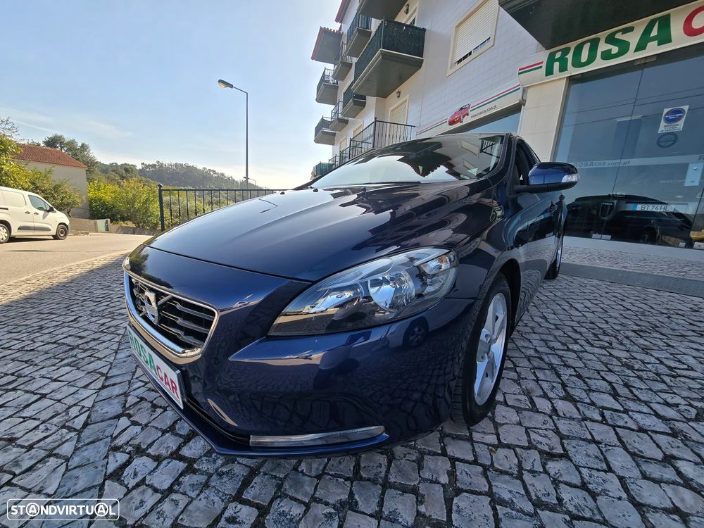 Volvo V40 D2 Powershift Momentum - 1