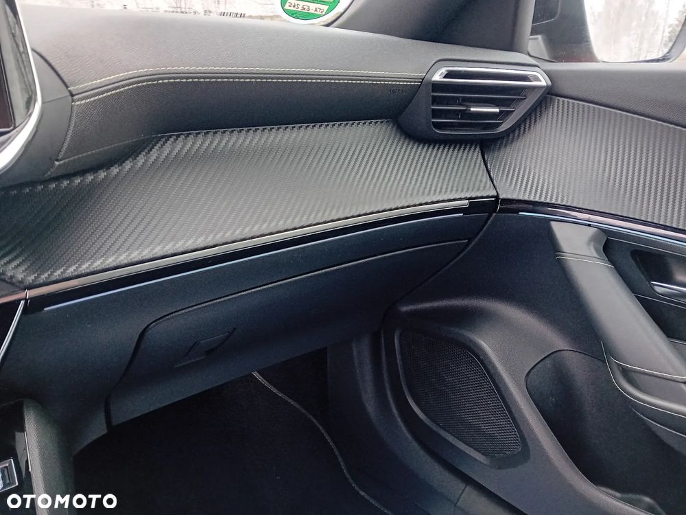 Peugeot 2008 PureTech 155 EAT8 GT - 18