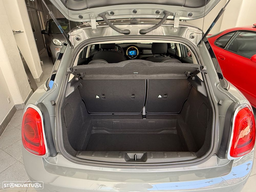 MINI 5 Portas Cooper D - 12