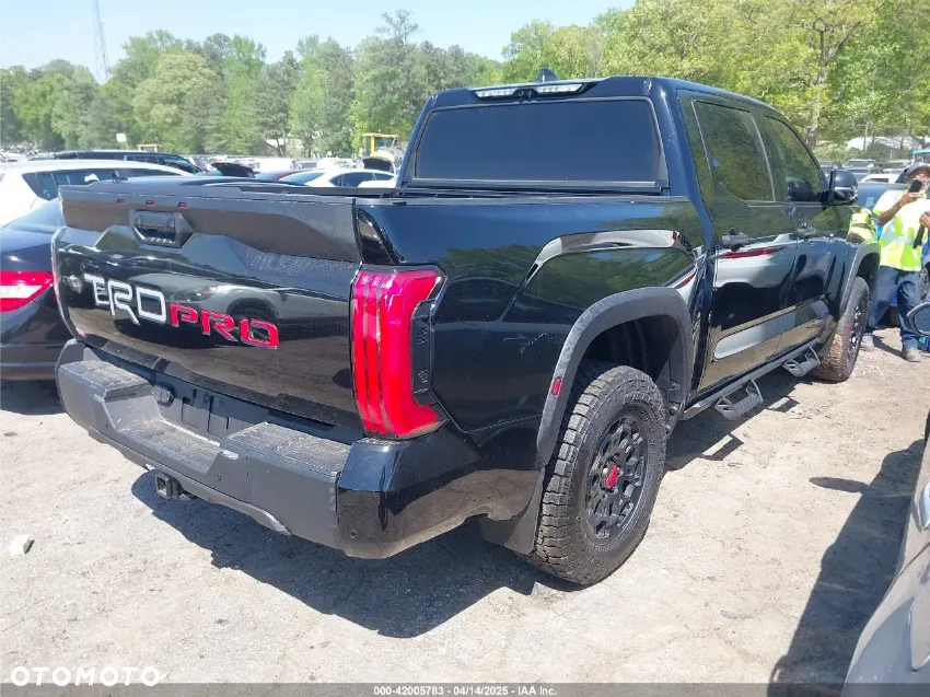 Toyota Tundra - 4