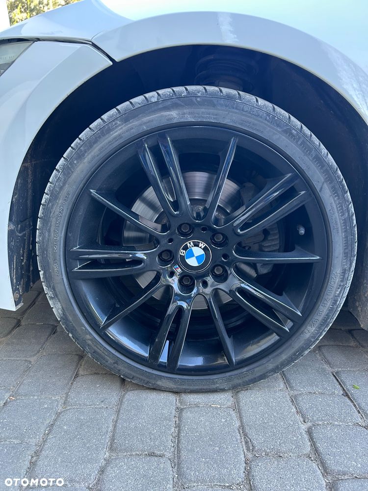 BMW Seria 3 330d xDrive M Sport Edition - 16