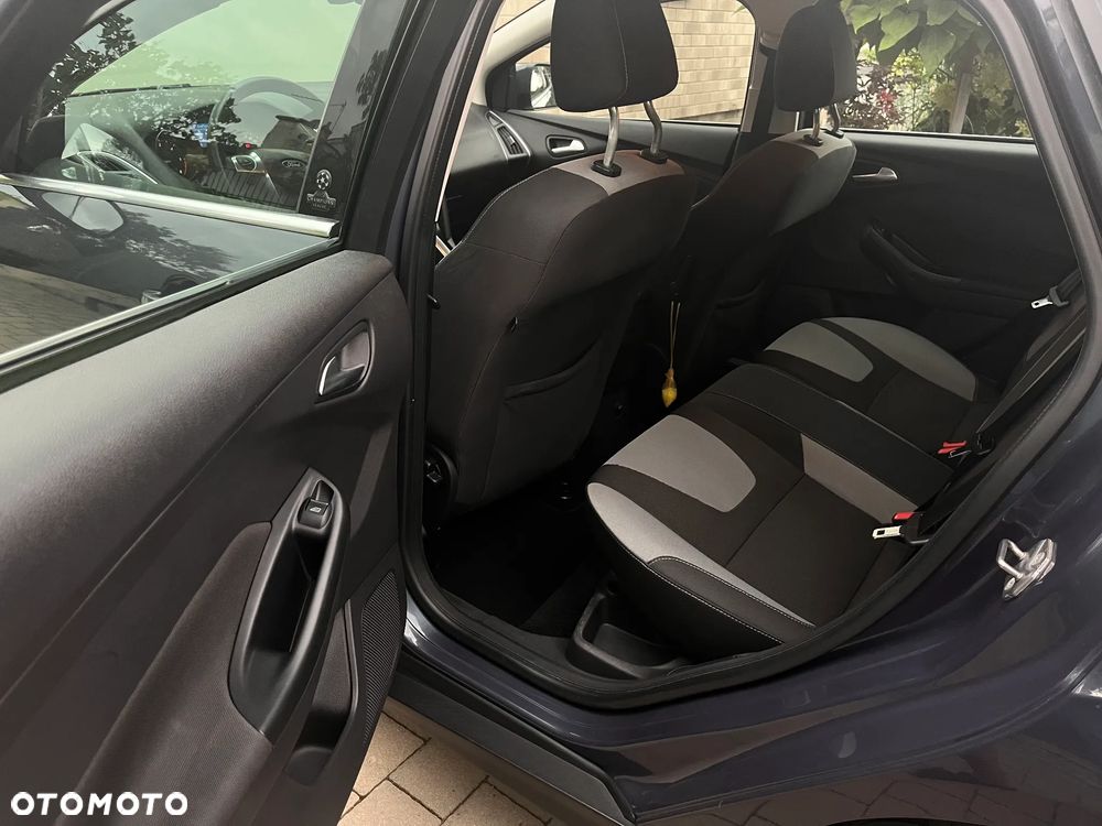 Ford Focus - 15