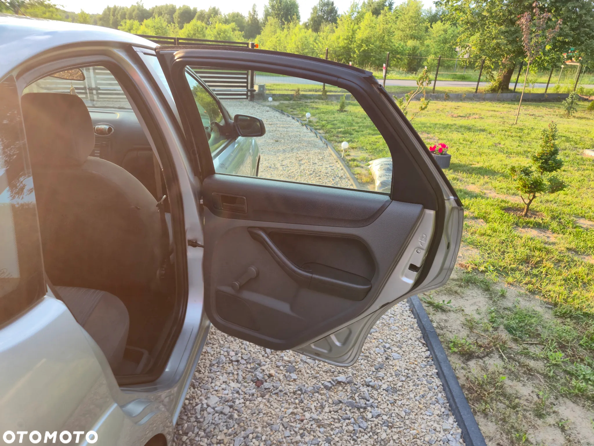 Ford Focus - 22