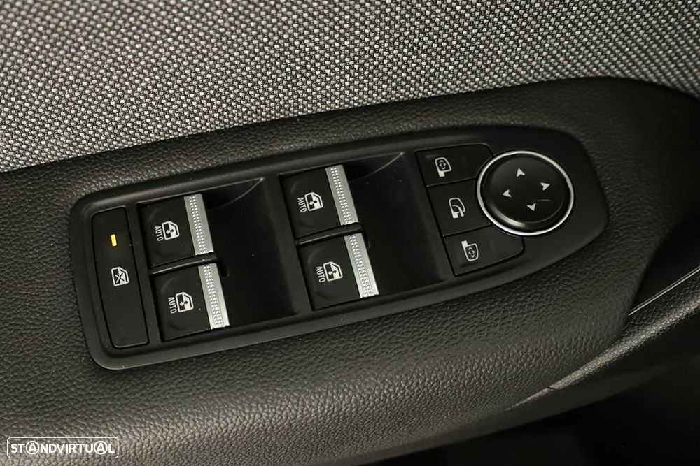 Renault Captur 1.0 TCe Techno Bi-Fuel - 21