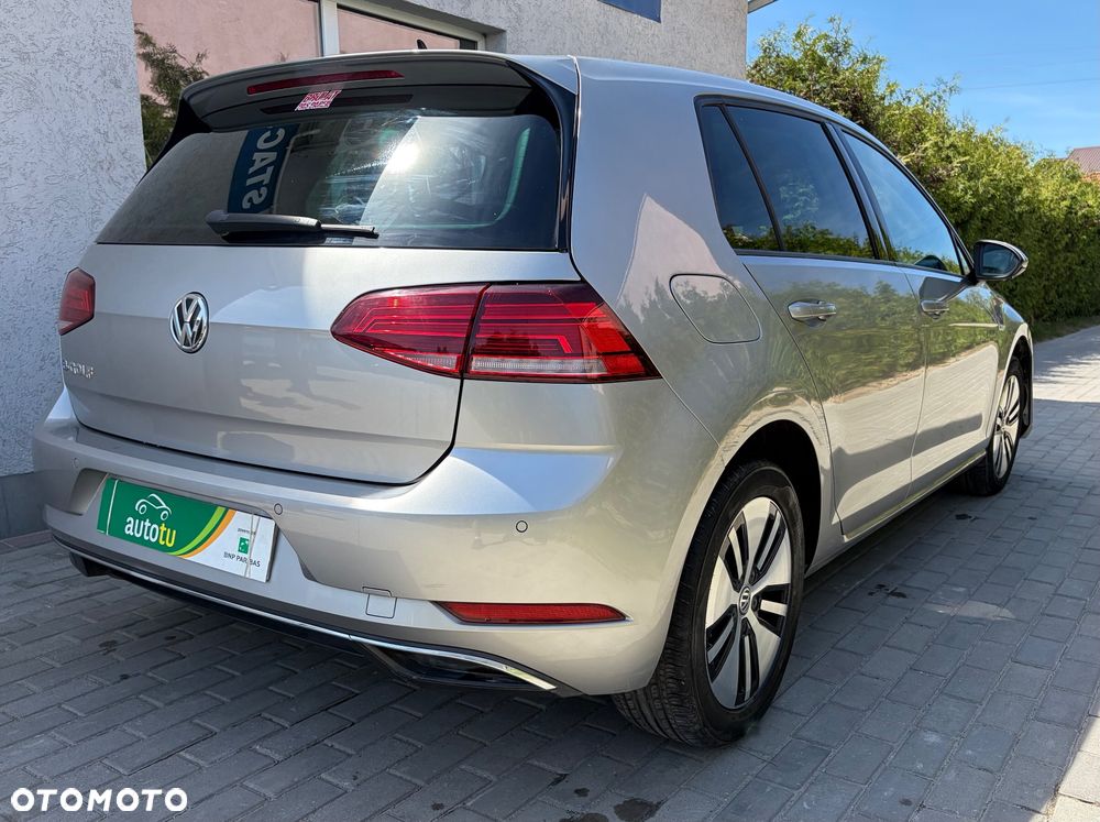 Volkswagen Golf e-Golf - 10