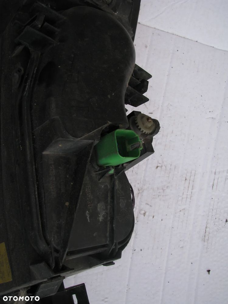 MONDEO MK3 LAMPA LEWY PRZÓD 0301174201 - 11