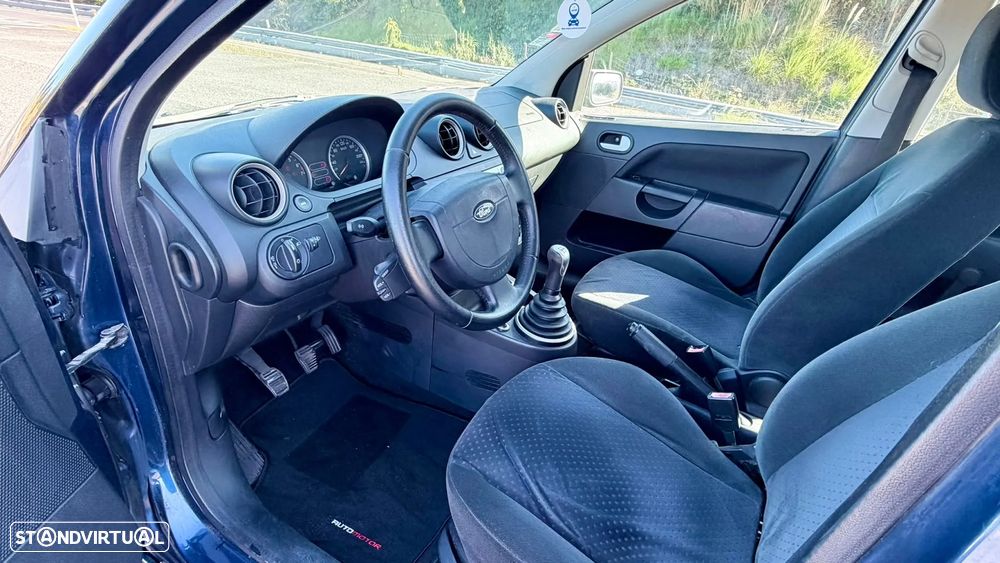 Ford Fiesta - 11