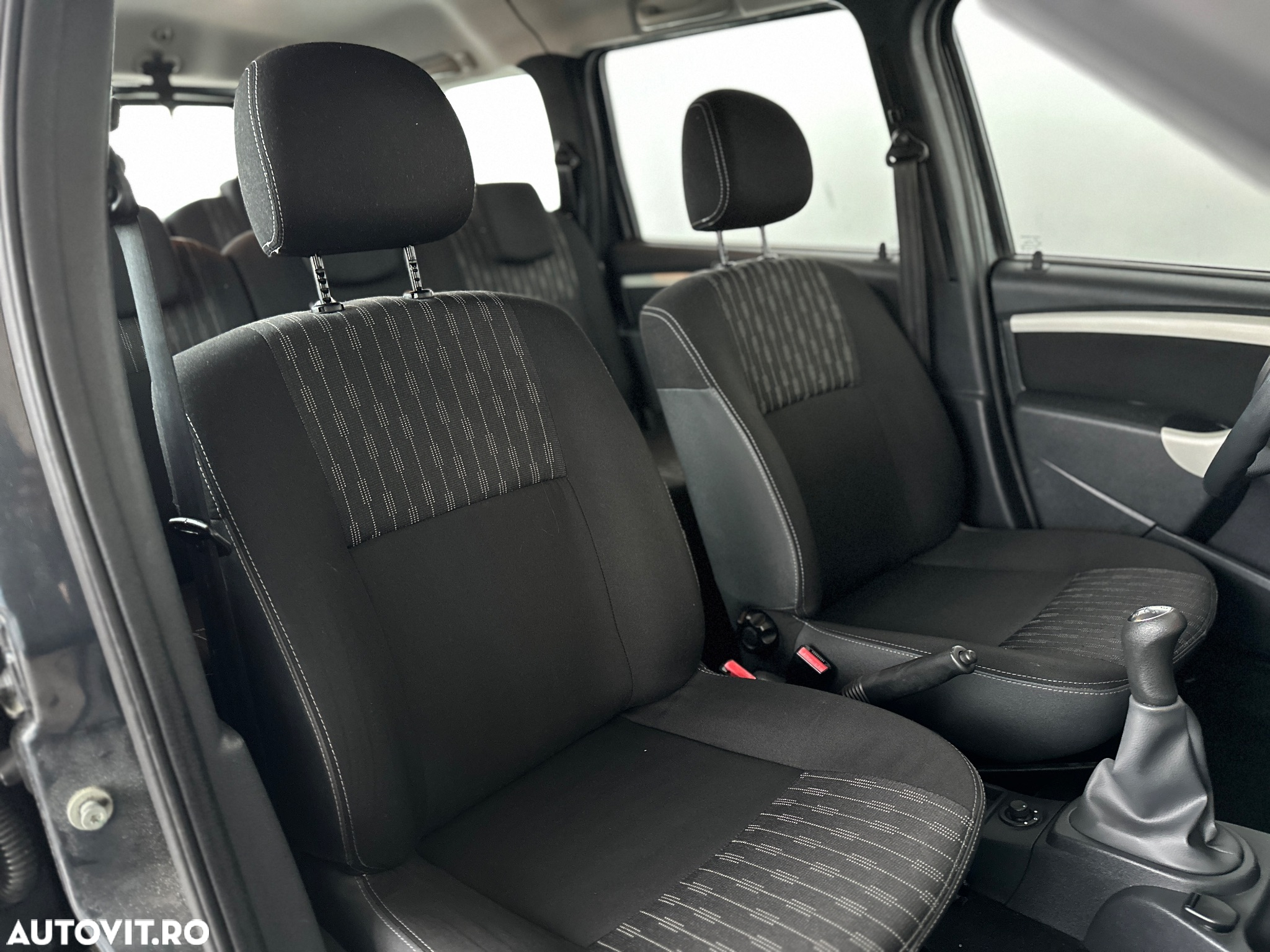 Dacia Logan Van - 13