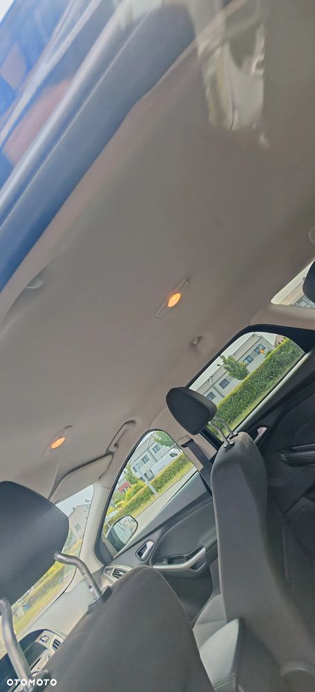 Ford Focus 1.0 EcoBoost Titanium - 18