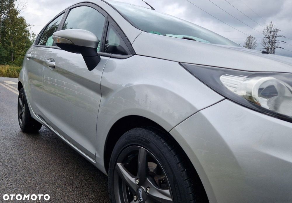 Ford Fiesta - 17