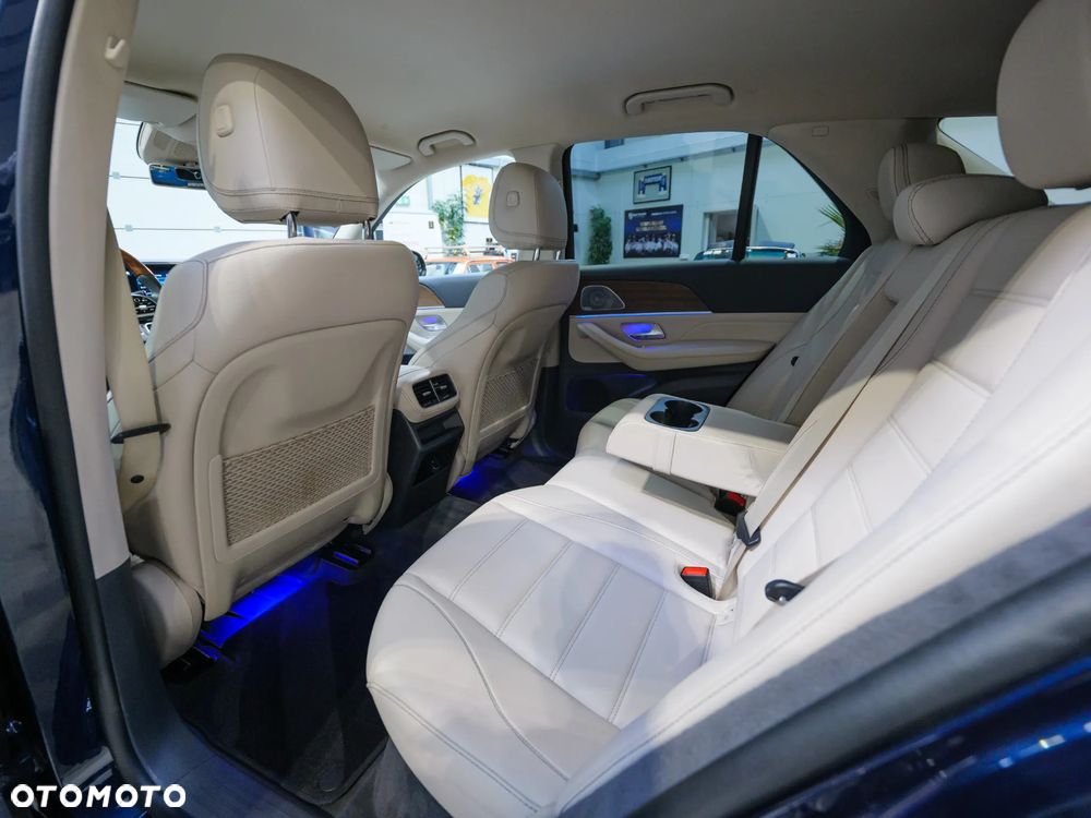 Mercedes-Benz GLE 300 d 4Matic 9G-TRONIC AMG Line - 17