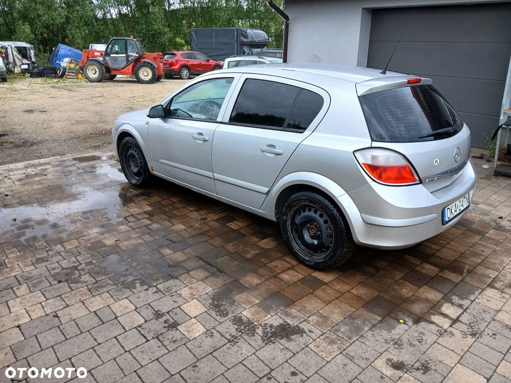 Opel Astra - 9