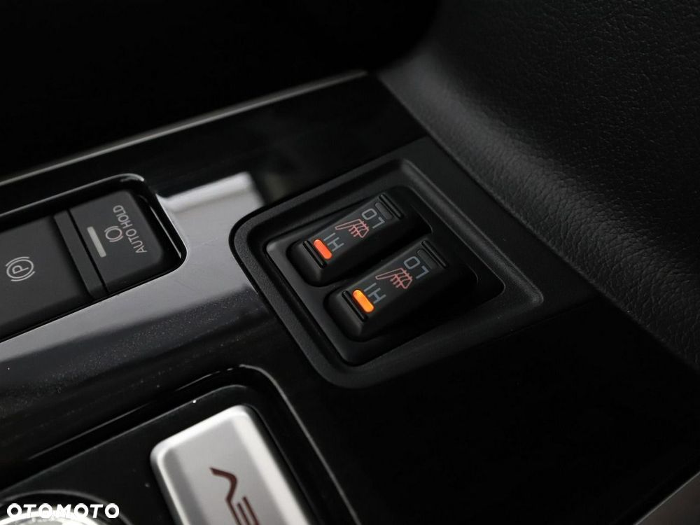 Mitsubishi Outlander Intense + - 30