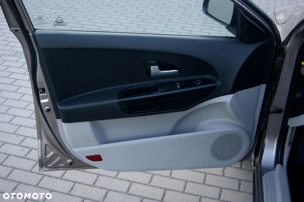 Kia Ceed 1.4 CVVT Attract - 22