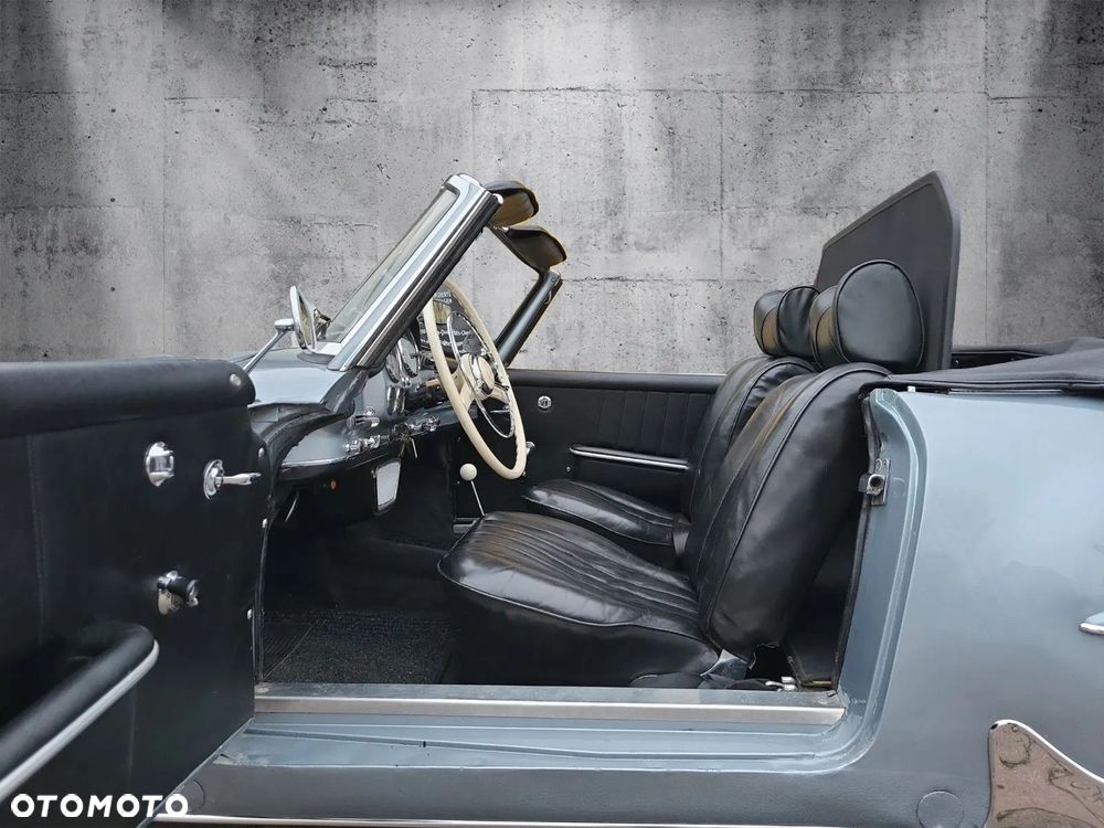 Mercedes-Benz SL - 14
