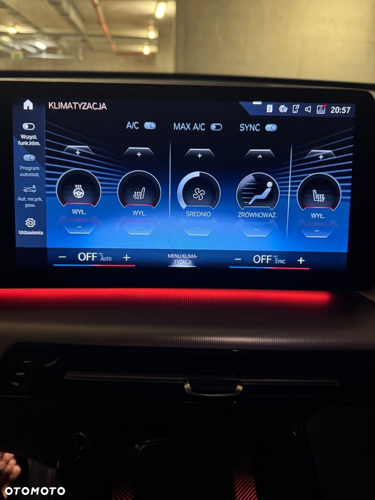 BMW X1 xDrive18d xLine sport - 33