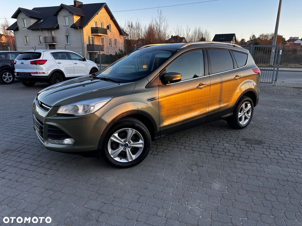 Ford Kuga - 2