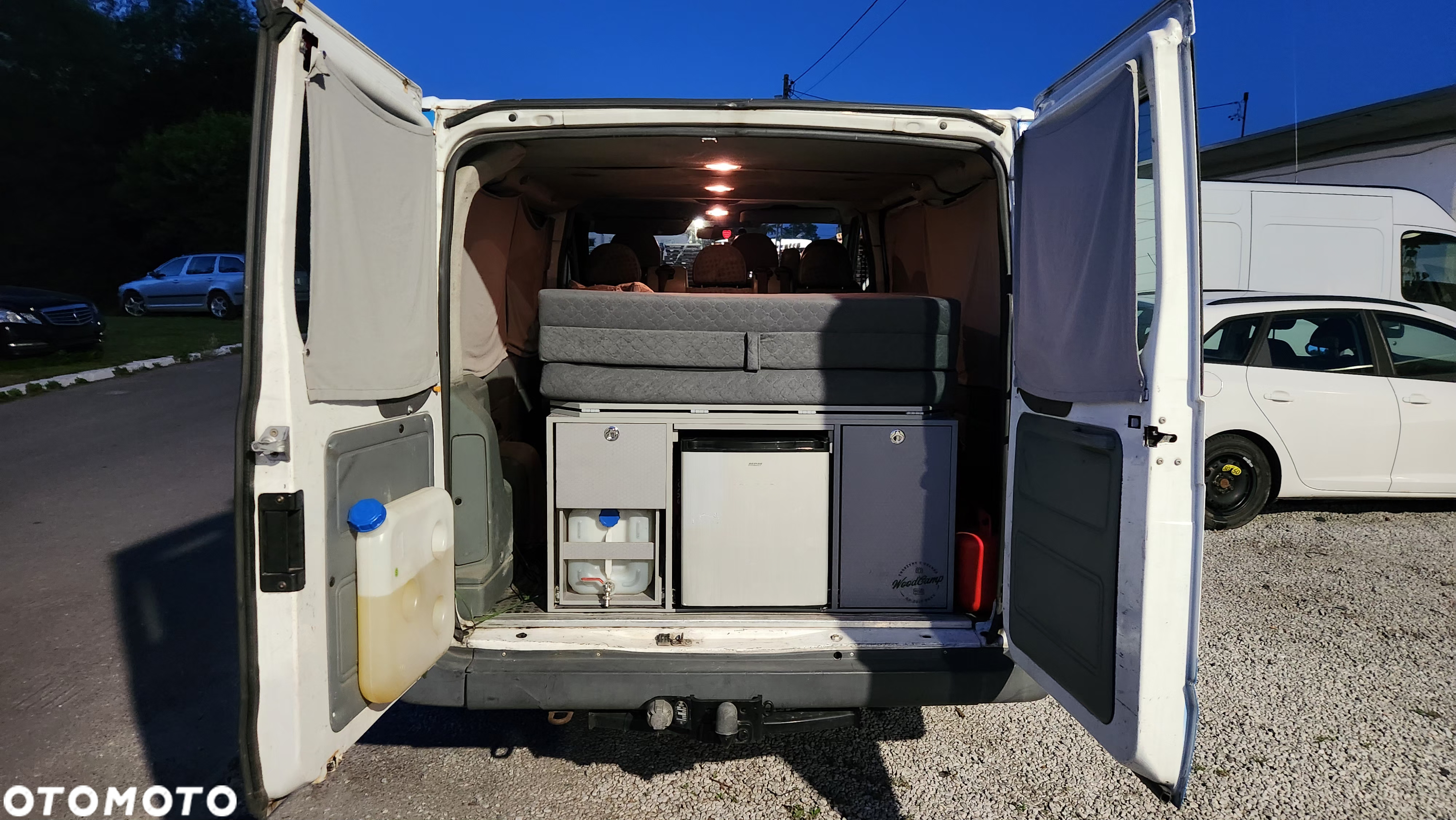 Ford Transit 350 L5 RWD Trend - 12