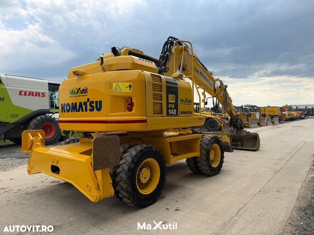 Komatsu PW148-8 Excavator pe Roti - 8