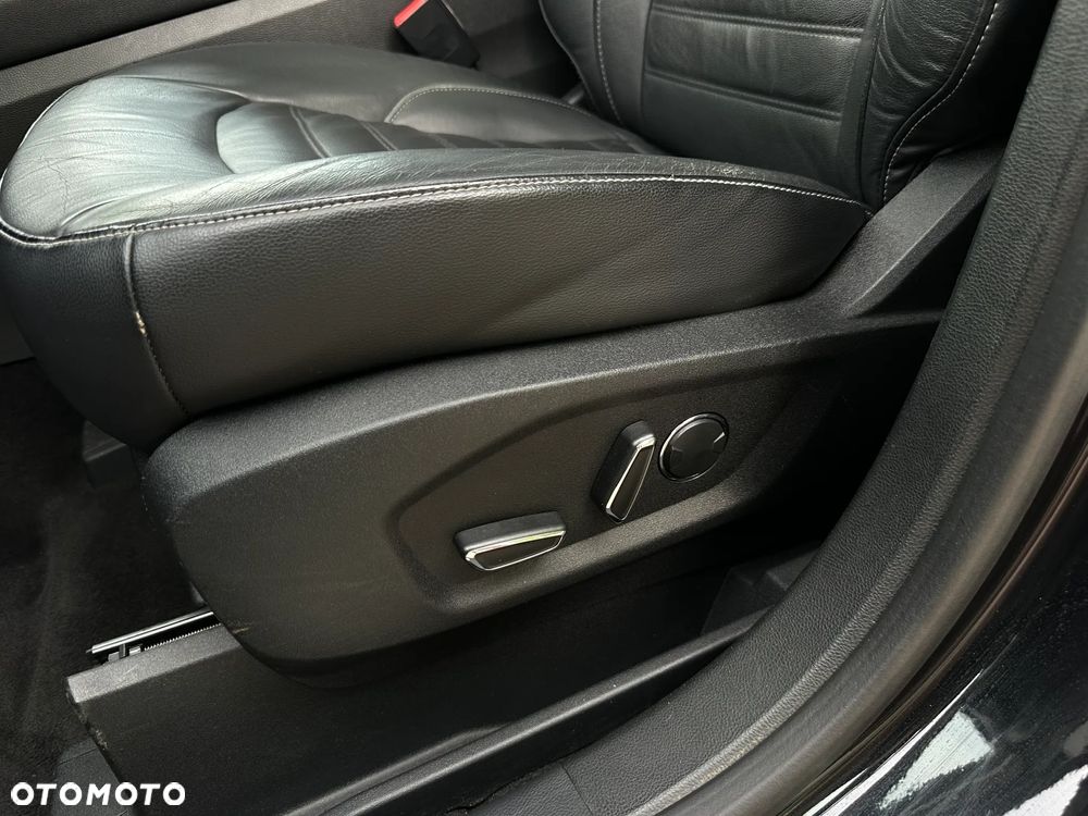 Ford Galaxy 2.0 EcoBlue Allrad Business - 12