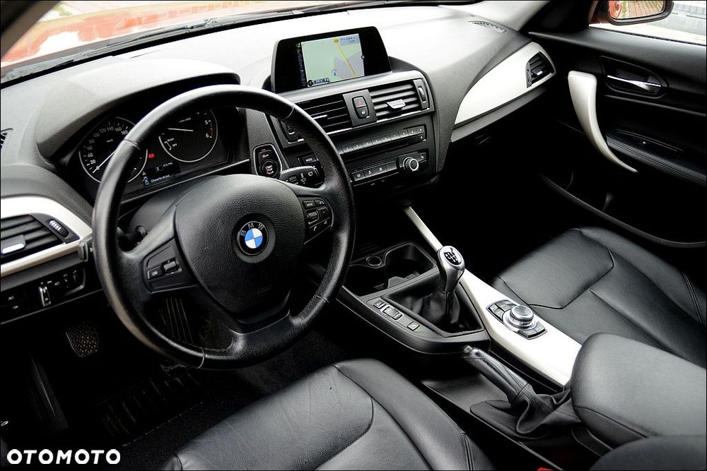 BMW Seria 1 116d EfficientDynamics Edition - 21