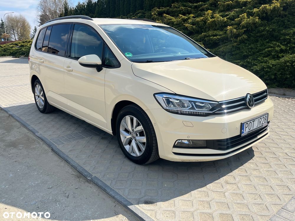 Volkswagen Touran 2.0 TDI SCR DSG Trendline - 23