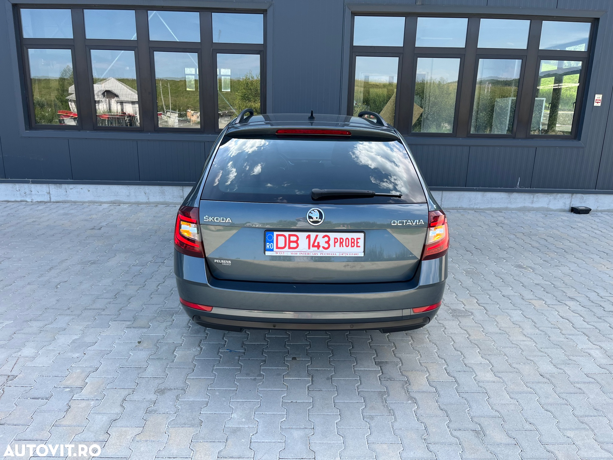 Skoda Octavia Combi 1.6 TDI DSG Clever - 12